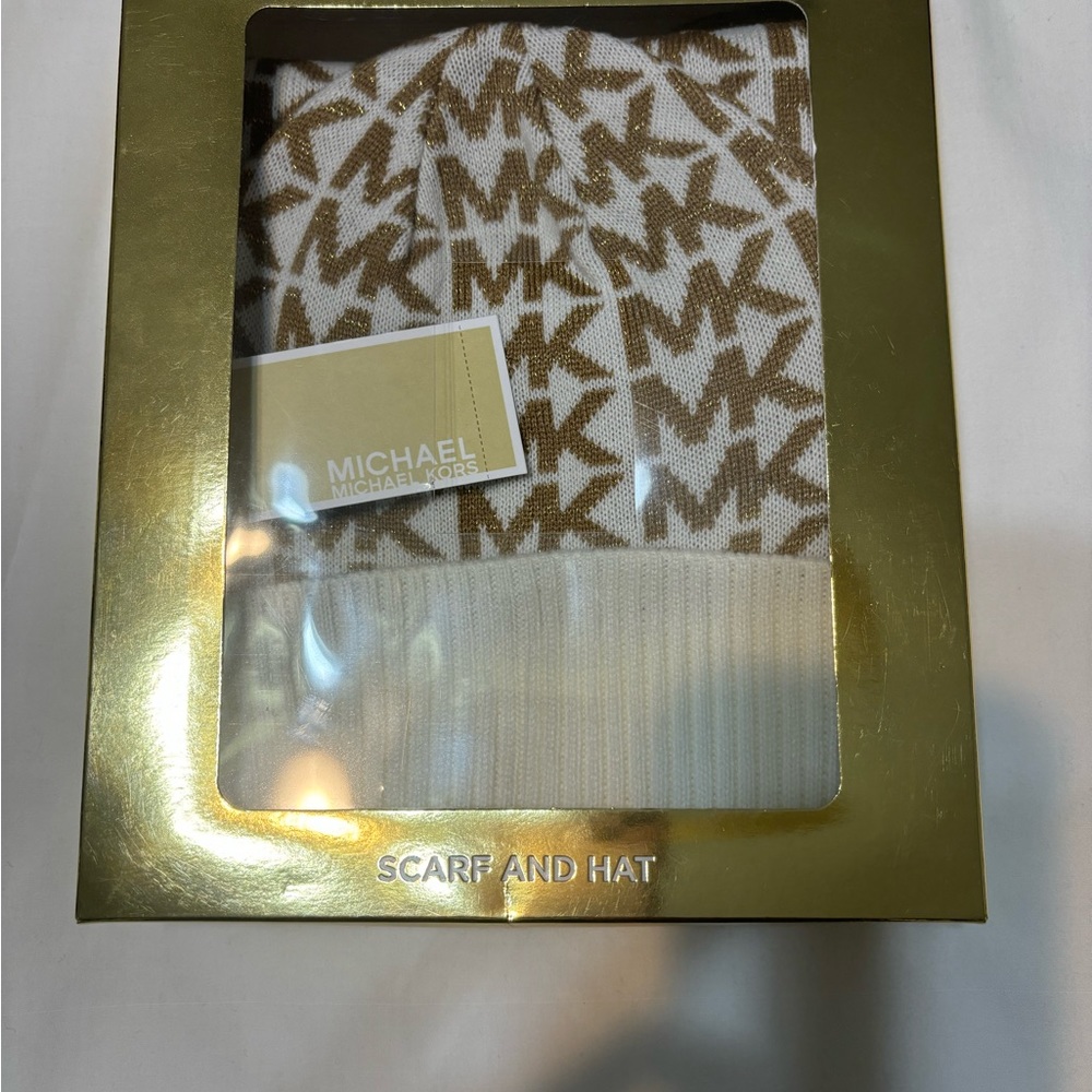 Michael Kors Women’s Scarf And Hat Set | Size O/S Color White With Golden Brown